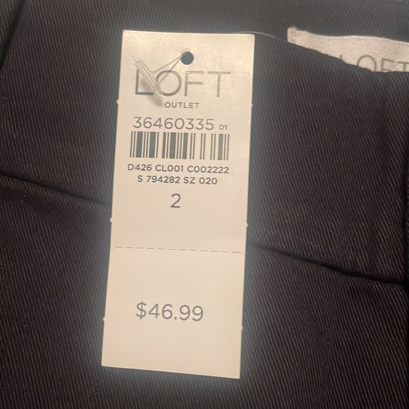 NWT - Loft - size 2 - black - Monroe 6 inch shorts - Picture 3 of 8